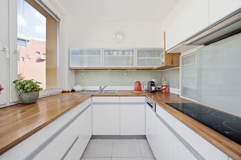 Prodej bytu 3+1 v osobním vlastnictví 76 m², Praha 9 - Libeň