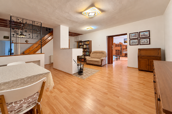 Hala s jídelnou - Prodej domu 136 m², Kryry