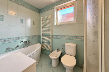 Koupelna - Prodej domu 136 m², Kryry