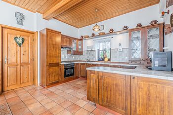 Prodej domu 271 m², Hrachoviště