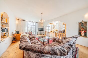 Prodej domu 271 m², Hrachoviště