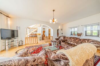 Prodej domu 271 m², Hrachoviště