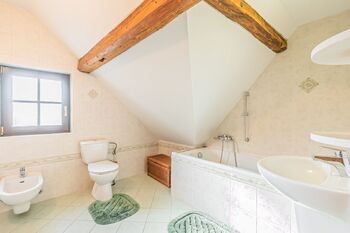 Prodej domu 271 m², Hrachoviště