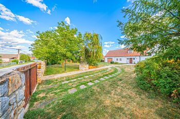 Prodej domu 271 m², Hrachoviště