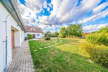 Prodej domu 271 m², Hrachoviště