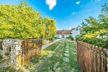 Prodej domu 271 m², Hrachoviště