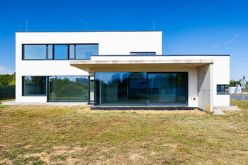 Prodej domu 206 m², Jesenice