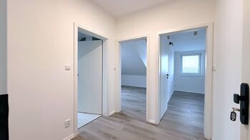 Hala - Prodej bytu 4+kk v osobním vlastnictví 117 m², Praha 9 - Horní Počernice
