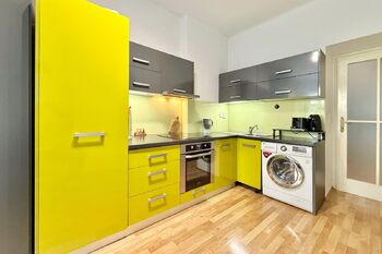 Kuchyně - Prodej bytu 1+1 v osobním vlastnictví 45 m², Praha 3 - Vinohrady