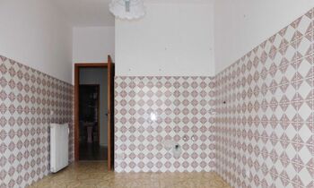 Kuchyně - Prodej bytu 3+1 v osobním vlastnictví 80 m², Scalea