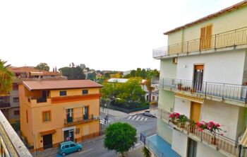 Výhled z terasy - Prodej bytu 3+1 v osobním vlastnictví 80 m², Scalea