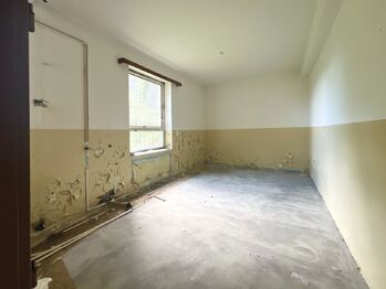 Prodej nájemního (činžovního) domu 4000 m², Vimperk