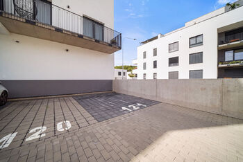 Prodej garáže 25 m², Kuřim