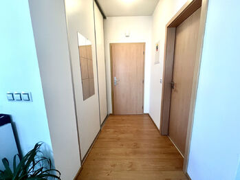 Prodej bytu 3+1 v osobním vlastnictví 65 m², Ratíškovice