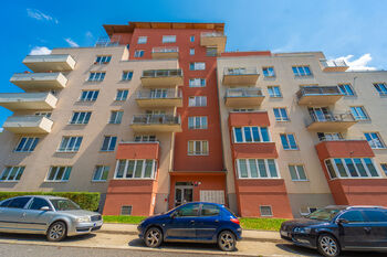 Prodej bytu 2+kk v osobním vlastnictví 52 m², Praha 10 - Záběhlice