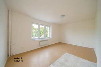 Prodej bytu 3+1 v osobním vlastnictví 77 m², Odolena Voda