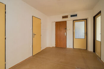 Prodej bytu 3+1 v osobním vlastnictví 77 m², Odolena Voda