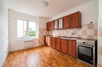 Prodej bytu 3+1 v osobním vlastnictví 77 m², Odolena Voda