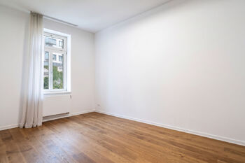 Prodej bytu 3+kk v osobním vlastnictví 69 m², Praha 5 - Smíchov