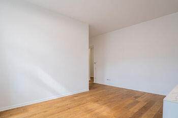 Prodej bytu 3+kk v osobním vlastnictví 69 m², Praha 5 - Smíchov