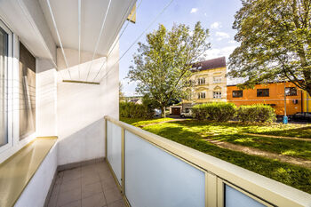 Prostorná lodžie - Prodej bytu 3+1 v družstevním vlastnictví 74 m², Teplice
