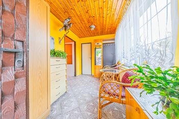 Vstupní chodba - Prodej domu 186 m², Žilina