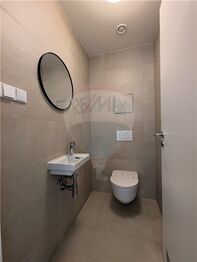wc - Pronájem bytu 3+kk v osobním vlastnictví 78 m², Praha 9 - Vysočany