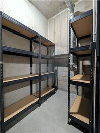 sklep - Pronájem bytu 3+kk v osobním vlastnictví 78 m², Praha 9 - Vysočany