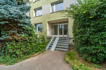 Prodej bytu 2+kk v osobním vlastnictví 39 m², Praha 4 - Kamýk