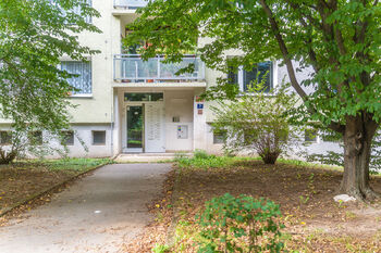 Prodej bytu 2+kk v osobním vlastnictví 39 m², Praha 4 - Kamýk