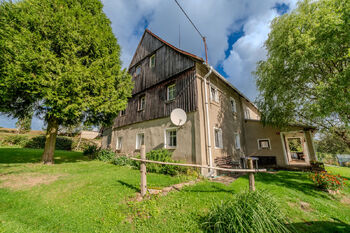 Prodej domu 300 m², Horní Řasnice