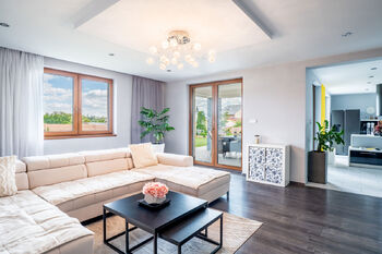 Prodej domu 300 m², Otvice