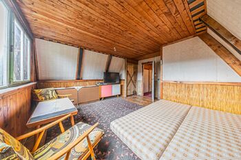 ložnice v patře - Prodej chaty / chalupy 70 m², Janov