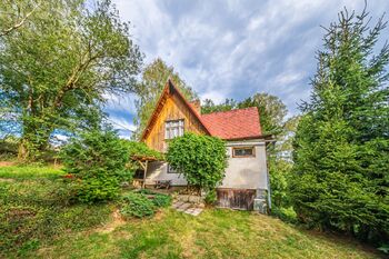 pohled na dům - Prodej chaty / chalupy 70 m², Janov