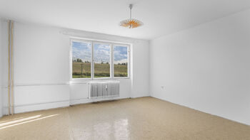 Prodej bytu 3+1 v osobním vlastnictví 68 m², Zvoleněves