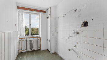 Prodej bytu 3+1 v osobním vlastnictví 68 m², Zvoleněves