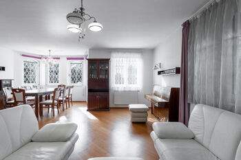 Prodej domu 234 m², Praha 4 - Libuš