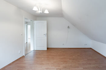 Prodej domu 234 m², Praha 4 - Libuš