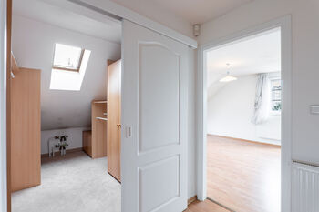 Prodej domu 234 m², Praha 4 - Libuš