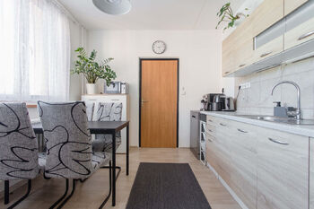 Prodej bytu 3+1 v osobním vlastnictví 70 m², Adamov