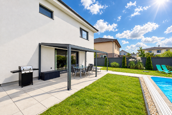 terasa - Prodej domu 220 m², Polerady