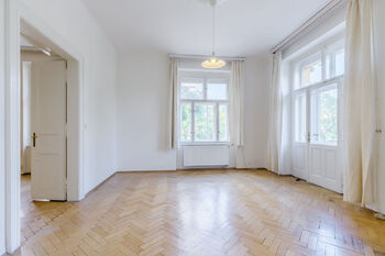 Pronájem bytu 4+1 v osobním vlastnictví 121 m², Praha 2 - Vinohrady