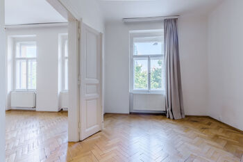 Pronájem bytu 4+1 v osobním vlastnictví 121 m², Praha 2 - Vinohrady
