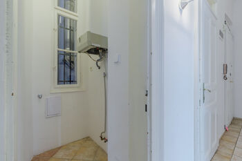 Pronájem bytu 4+1 v osobním vlastnictví 121 m², Praha 2 - Vinohrady