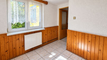 Prodej domu 170 m², Halže