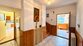 Prodej domu 170 m², Halže