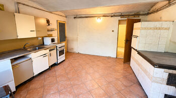 Prodej domu 170 m², Halže