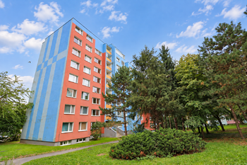 Bytový dům  - Prodej bytu 3+1 v osobním vlastnictví 62 m², Praha 9 - Černý Most