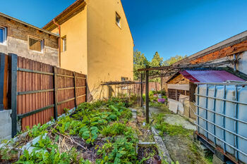 Prodej domu 200 m², Mimoň