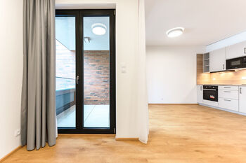 Pronájem bytu 1+kk v osobním vlastnictví 38 m², Praha 8 - Libeň